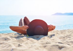La mayor parte del año no estamos suficientemente expuestos al sol para alcanzar unas dosis adecuadas de vitamina D.
